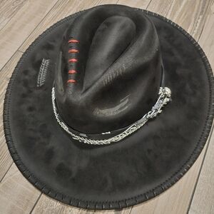 Cowboy Style Hat - Black w Nice Accent pieces
